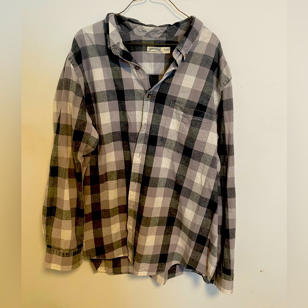 Faded glory flannel men’s shirts like new, no stains barely worn